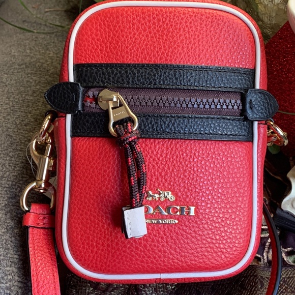 SOLD⛔️Authentic COACH LEATHER COLORBLOCK Phone/card Crossbody - Picture 9 of 14